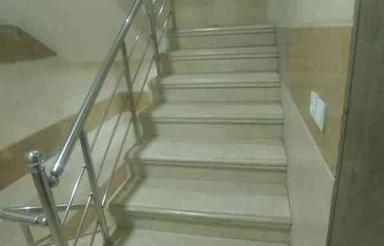 اجاره آپارتمان 220 متر در آجودانیه