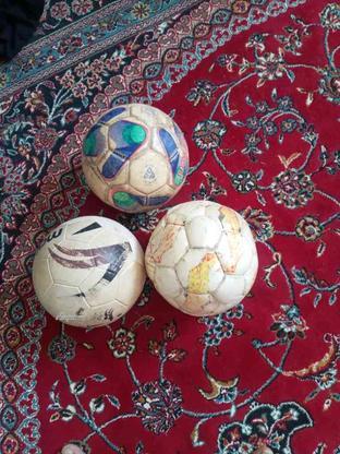 سه عدد توپ سالن یکی سالم دو تا پنچر در گروه خرید و فروش ورزش فرهنگ فراغت در اصفهان در شیپور-عکس1