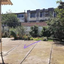 ویلایی 500 متری جنب میدان امام حاشیه اداره برق