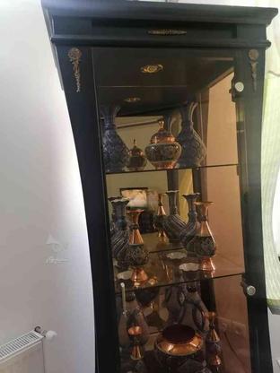ویترین پشت آینه دار. با هالوژن. در گروه خرید و فروش لوازم خانگی در اصفهان در شیپور-عکس1