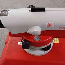 دوربین نقشه برداری ترازیاب na720 لایکا