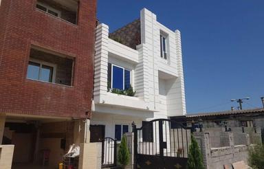 ویلا 230 متری شهرکی خط اول ساحل