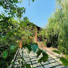 ویلا باغ با حیاط سازی حرفه ای