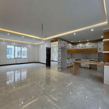 آپارتمان 112 متری فول امکانات نوساز خیابان شقایق