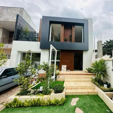 پیلوت 250 متری سند ساخت و متریال عالی 