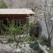 ویلا240متری و یک مغازه30متری تجاری نمارستاق