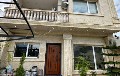 ویلا 273 متری استخردار در خط دریا سرخرود