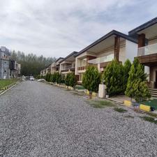 فروش ویلا استخردار سرخرود شهرکی تریبلکس مدرن300متر