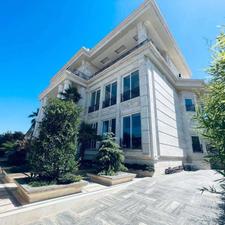 فروش ویلا شهرکی استخردار تریبلکس 1100متر بنا ایزدشهر