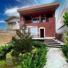 ویلا اساحلی با دید آرام بخش به دریا