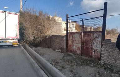 زمین 2500 متر بر خیابان مطهری با احتساب کوچه سنددار