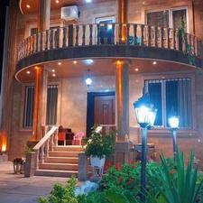 فروش ویلا 300 متر در 17 شهریور