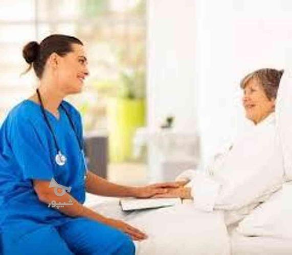 اعزام پرستار خانم برای رسیدگی به سالمند