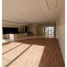 220 متری نیاوران