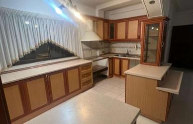 فروش آپارتمان 110 متر در خیابان جمهوری مهر