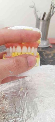 لابراتوار دندانسازی متحرک