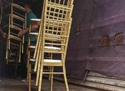 صندلی شیواری طلایی لوله سنگین در حد و میز 8نفره