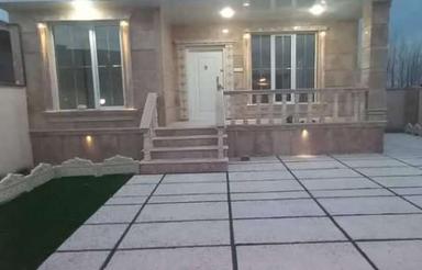 ویلا 250 متری در جاده اصلی