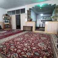 2طبقه 100 زمین . 85 پایین 85 بالا .پارکینگ ندارد32 متری شرقی