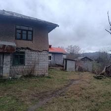 خانه قدیمی 340 متری اطاقور