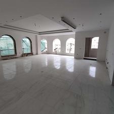 آپارتمان 340 متری در خیابان هراز