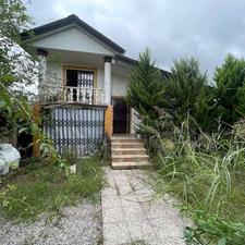 فروش ویلا 250 متر در امیرآباد نزدیک به جاده اصلی