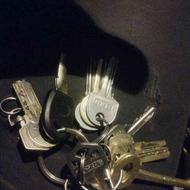 دسته کلید خونه پیدا شده در بهشهر ،کلید خونه ،مغازه و...