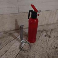 2 عدد کپسول آتش نشانی - برای کارگاه و برای اتومبیل