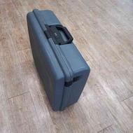 کیف چمدانی محافظ جنس فایبرگلاس