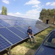 پنل خورشیدی و باتری شناور