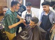 آموزشگاه آرایشگری مردانه سزایی