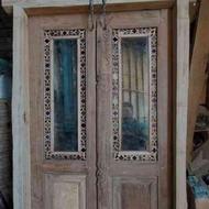 درب و پنجره های چوبی قدیمی تزئینی