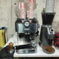 دستگاه قهوه و آسیاب قهوه