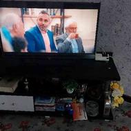 تلوزیون 40 اینچ سونی اصل مالزی همراه با میز