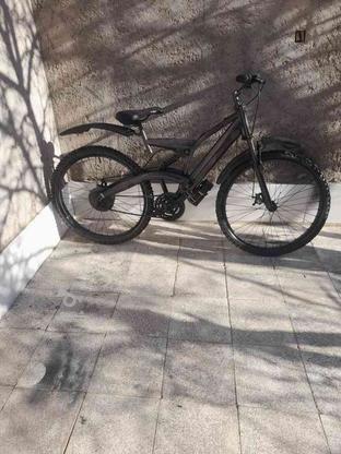 دوچرخه 26 کمک دار بدنه آلومینیوم در گروه خرید و فروش ورزش فرهنگ فراغت در کرمان در شیپور-عکس1