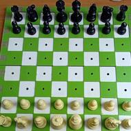 صفحه و مهره شطرنج چوبی
