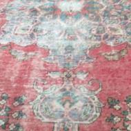 فرش دست بافت با قدمت تاریخی حدودا 200 سال