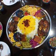 سراشپز ایرانی وتخته کار