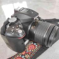 Nikon D5300. با لنز کیت 18-55