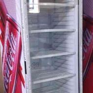 یخچال خیلی تمیز بخاطر جمع کردن مغازه بااین قیمت