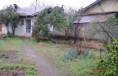 خانه و کلنگی وزمین 556 متر در سرپل شرقی رودسر