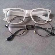 دو عدد فرم عینک کاملا نو و سالم