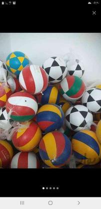 توپ والیبال فوتبال در گروه خرید و فروش ورزش فرهنگ فراغت در البرز در شیپور-عکس1