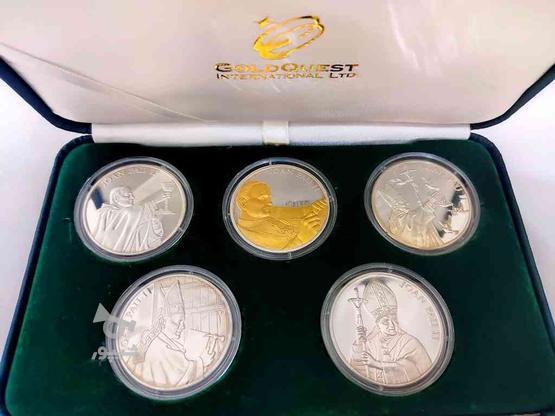 مجموعه سکه های گلدکوئست کلکسیونی پاپ ژان پل دوم در گروه خرید و فروش ورزش فرهنگ فراغت در قم در شیپور-عکس1