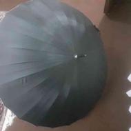 چتر مشکی بزرگ