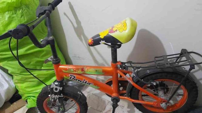 دوچرخه 12 سالم و بدون ایراد در گروه خرید و فروش ورزش فرهنگ فراغت در کرمانشاه در شیپور-عکس1