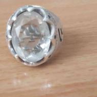 انگشتر درنجف الماس تراش مخراجکاری زمرد