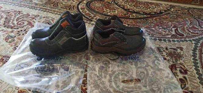 فروش دوعد کفش کار شماره 41 در گروه خرید و فروش لوازم شخصی در مازندران در شیپور-عکس1