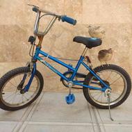 دوچرخه آبی