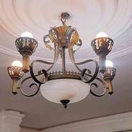 لوستر شیک و زیبا با لامپ هاش